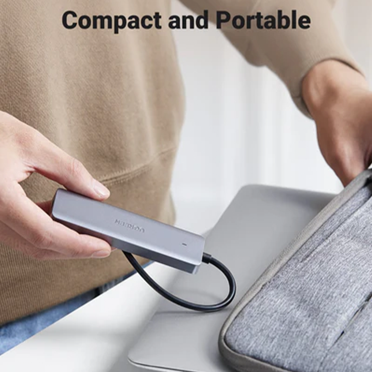 Ugreen 4-Port USB3.0 Hub with USB-C Power Supply - 70336